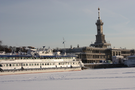 подводная лодка в северном речном порту подводная лодка в северном речном порту