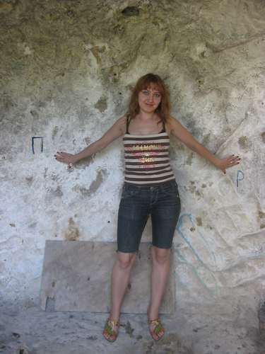 а это в самой келье.До потолка рукой можно достать