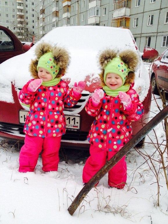 Меховые помпоны из Енота. Цвет натуральный.