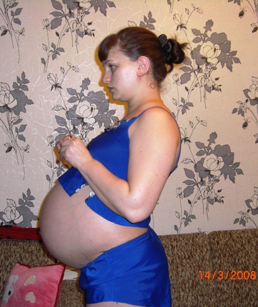 Забеременела в 8. Животик на 8 месяце. Живот на 8 месяце беременности. Живот беременной на 8 месяце.
