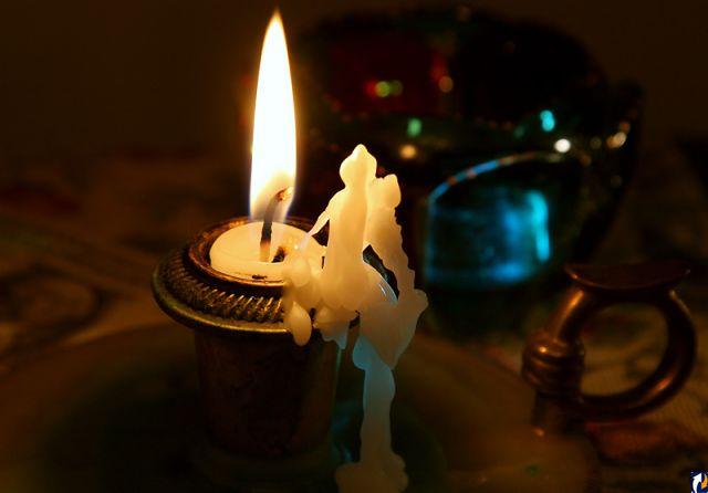 Отвечу на ваш вопрос посредством выливания воска...